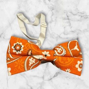 University of Texas Paisley Bow Tie. Clip on Bow Tie.